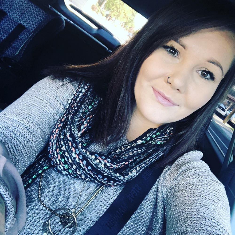 Meet your Posher, Regina